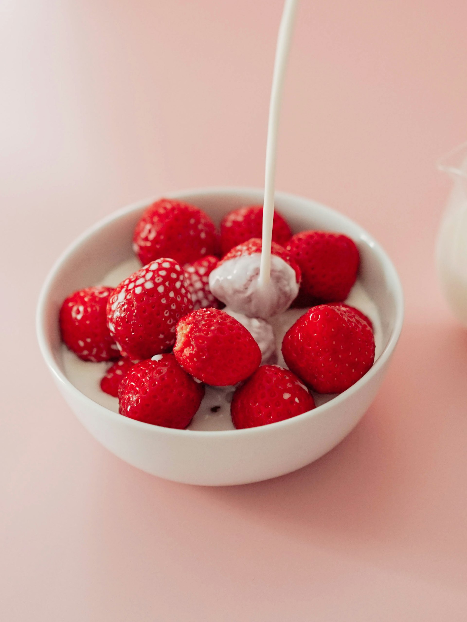 Unlocking Gut Wellness: The Best Probiotic-Rich Dairy-Free Yogurt Alternatives