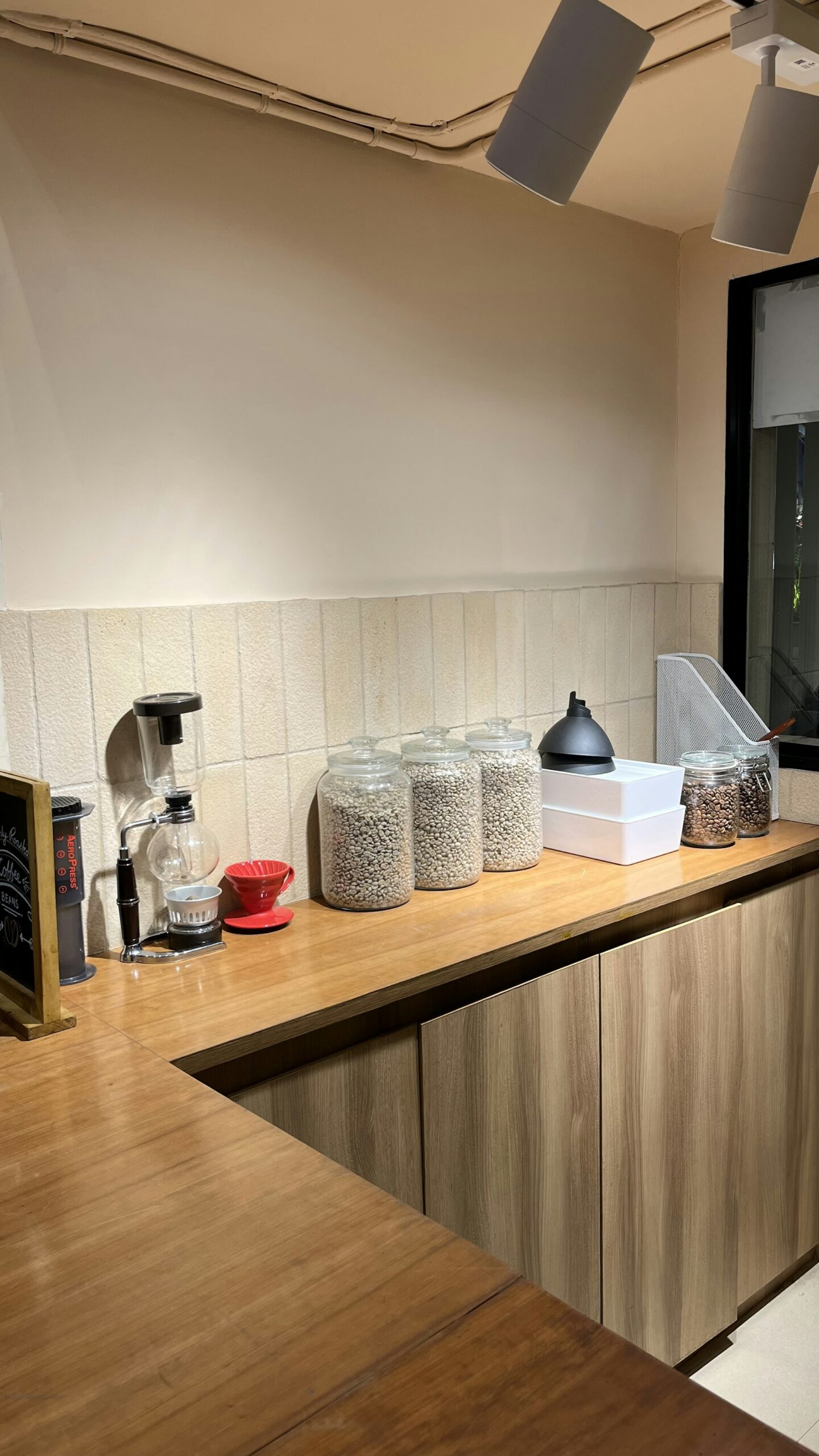 Zero-Waste Kitchen Herb Drying: Sustainable Techniques for Preserving Flavor