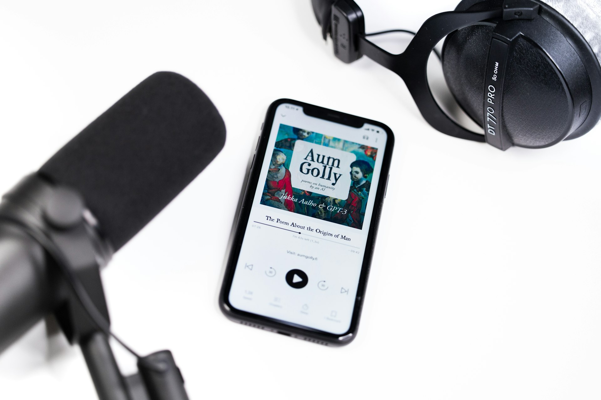 How Podcast Advertising Drives Sustainable Growth for Modern Brands