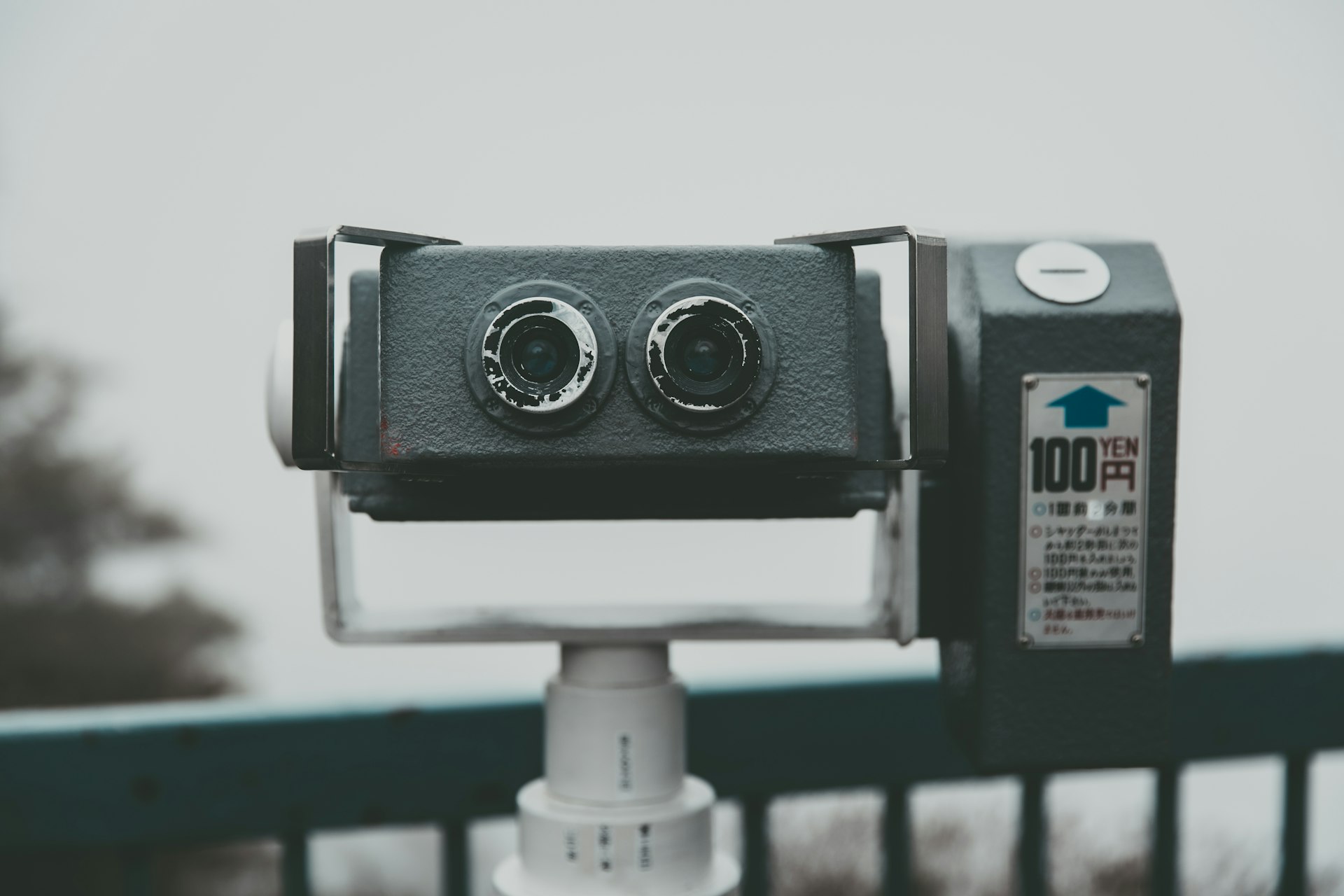 Transforming Customer Service Marketing: The Real Impact of AI Chatbots